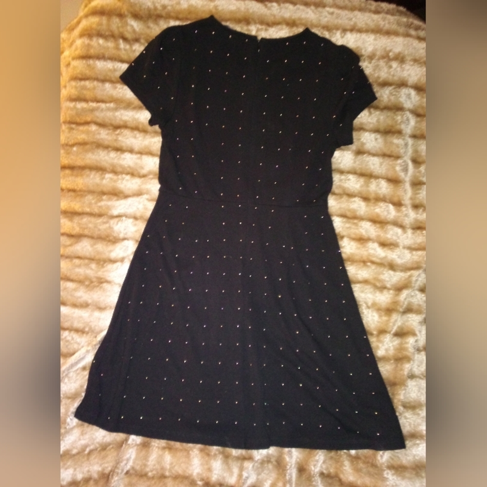 Dress - Picture 3 of 4
